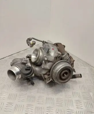 BMW 5 F10 F11 Turbo 7808166