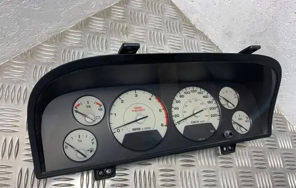 Jeep Grand Cherokee (WJ) Speedometer (instrument cluster) 56010652AA CR0022201 58994E