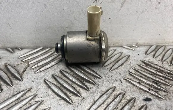 BMW 6 E63 E64 Hydraulic servotronic pressure valve 01879479