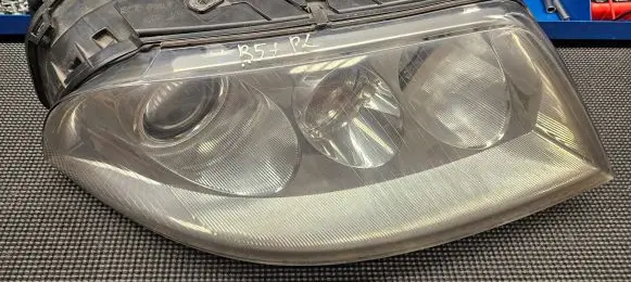 Volkswagen PASSAT B5.5 Headlight/headlamp