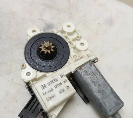 Opel Vectra C Front door window regulator with motor 9178988 0701711 106046103