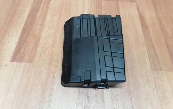 Citroen C4 Grand Picasso Fuse box cover 9672188380 6588A0