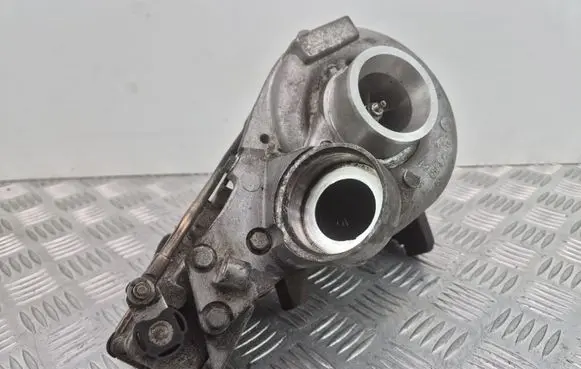 Mercedes-Benz C W203 Turbo A6460900080