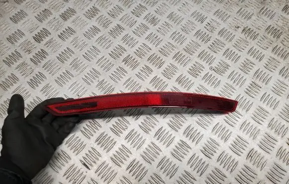Audi Q8 Rear bumper light 4M8945702