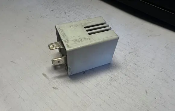 Peugeot 406 Other relay 73605902