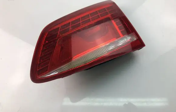 Volkswagen PASSAT B7 Rear/tail lights 3AF945308B