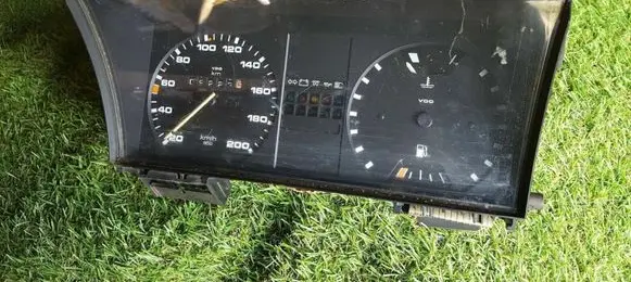 Volkswagen Golf II Speedometer (instrument cluster) 191919059C