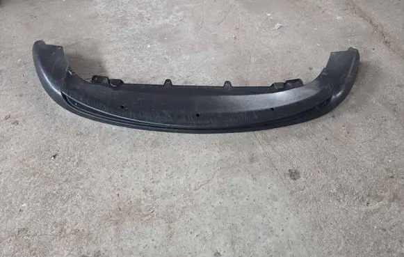 Volkswagen Jetta V Front bumper lip 1K0805903D