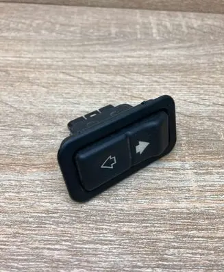 Peugeot 206 Electric window control switch 9605427377 22630