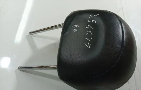 Peugeot 407 Front seat headrest 