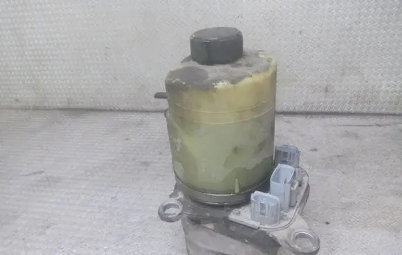 Ford Focus Electric power steering pump 4M513K514CA 1040085011094F