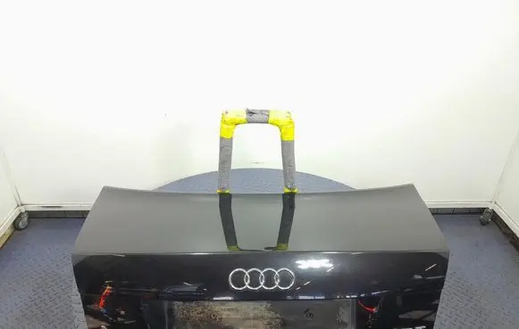 Audi A4 S4 B6 8E 8H Tailgate/trunk/boot lid