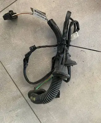 Renault Master II Front door wiring loom/harness boot 8200775159