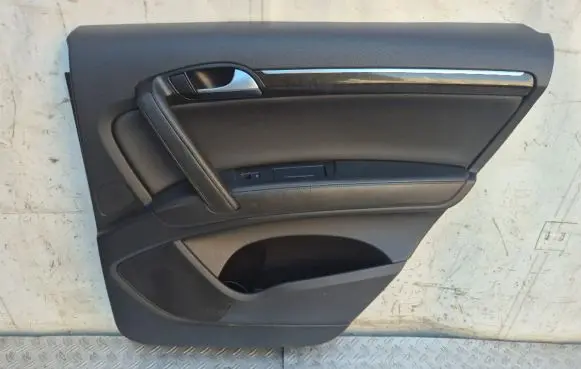 Audi Q7 4L Rear door card panel trim 4L0867306B 4L0863981 4L0867306