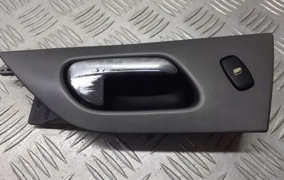 Peugeot 407 Rear door handle trim 96526177UD