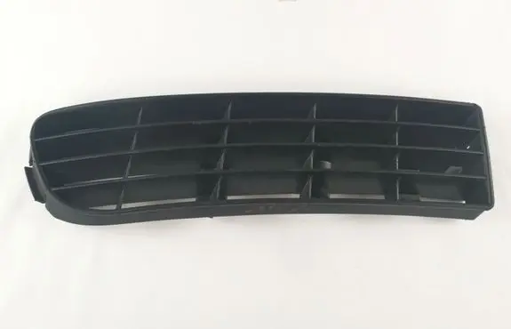 Audi A6 S6 C4 4A Front bumper lower grill 4A0807346