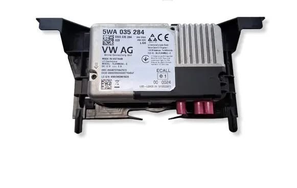 Volkswagen PASSAT B8 Other control units/modules 5WA035284