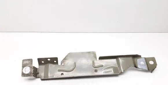 Volvo S90, V90 Fender mounting bracket