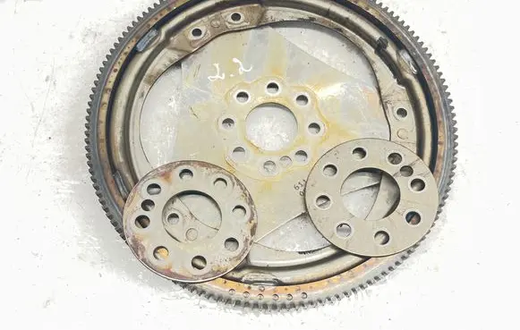 Mercedes-Benz C W203 Flywheel 6110320147