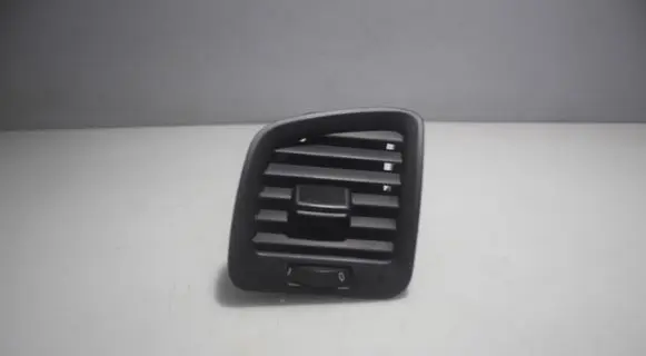Opel Insignia A Dashboard side air vent grill/cover trim