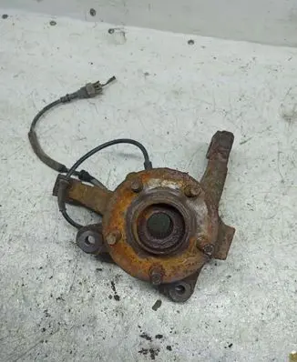 Chrysler PT Cruiser Front wheel hub
