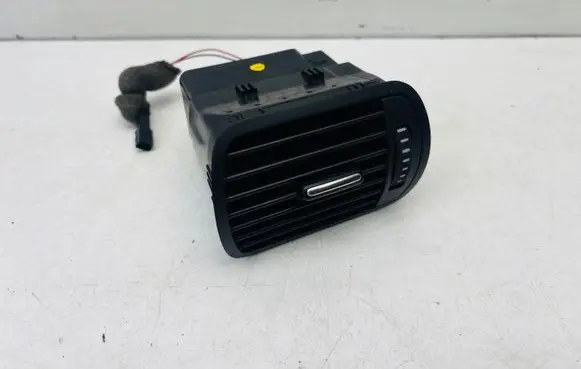 Audi A3 S3 8L Dashboard side air vent grill/cover trim 8L0820901C