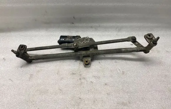Volkswagen Golf III Front wiper linkage and motor 1J0955623