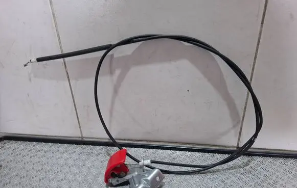 Volvo V50 Engine bonnet/hood lock release cable 30753017