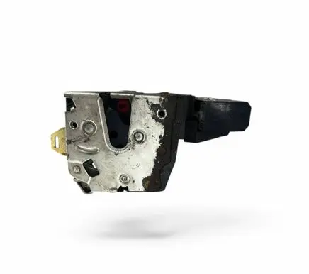 BMW 7 E38 Front door lock 51228125672 8125672