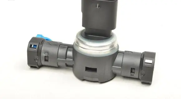 Volvo XC40 Fuel pressure sensor 32363465