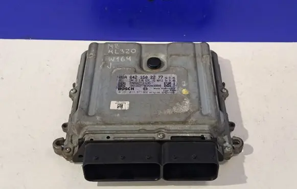 Mercedes-Benz ML W164 Engine control unit/module A6421502277 0281013971