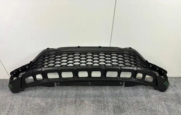 Volkswagen T-Roc Front bumper 2GA805903D Z273