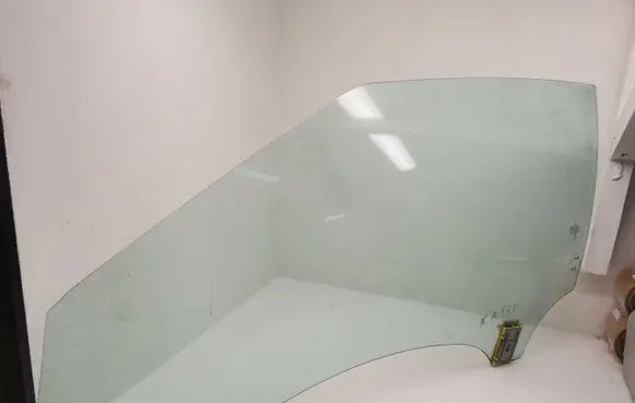 Mercedes-Benz E W213 Front door window/glass (coupe) 43R00050