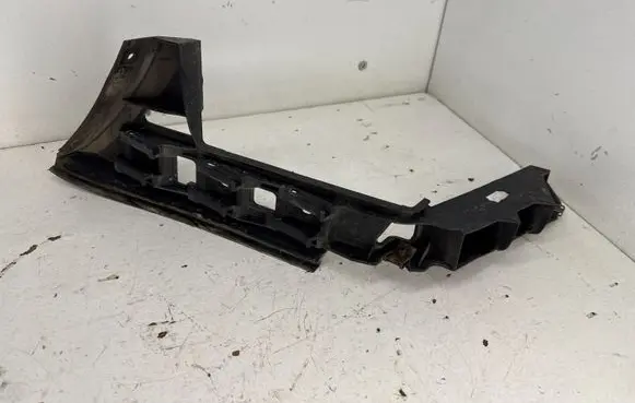 Volkswagen Touran I Rear bumper mounting bracket 1T0807376C