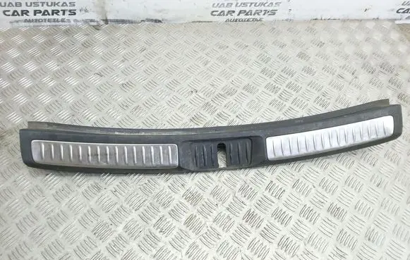Toyota Avensis T270 Trunk/boot sill cover protection 6942205010