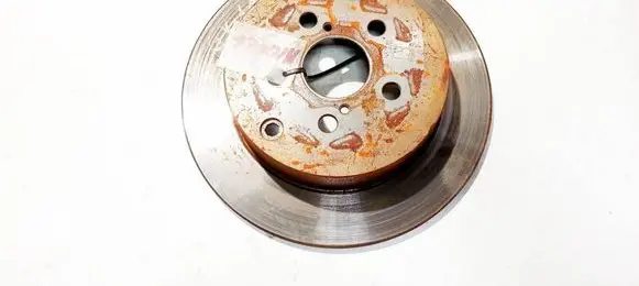 Toyota Avensis T250 Rear brake disc neventiliuojamas