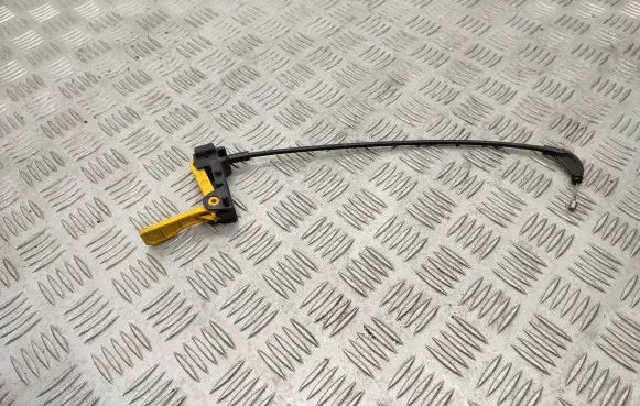 Engine bonnet (hood) release handle