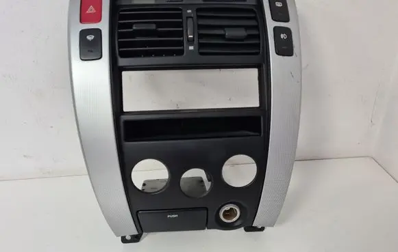 Hyundai Tucson JM Dashboard center trim panel 945102E001 974102E00