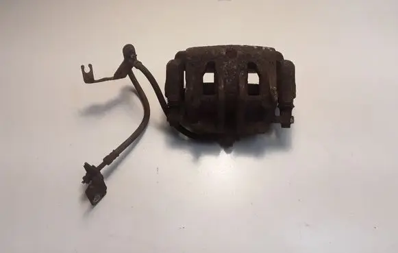 KIA Sorento Front brake caliper 581302W700
