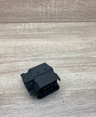 BMW 5 E39 Ignition lock contact 8363706