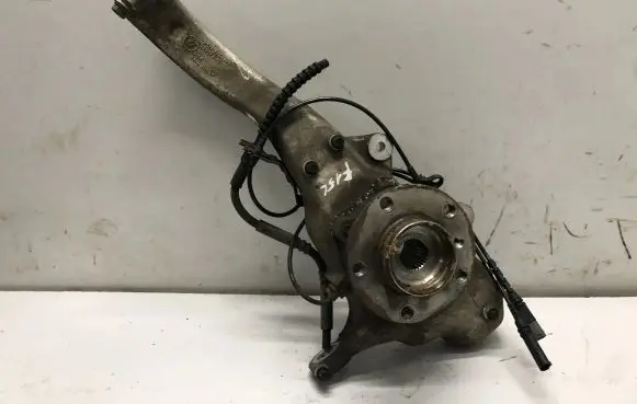 BMW X5 F15 Front wheel hub 6869869