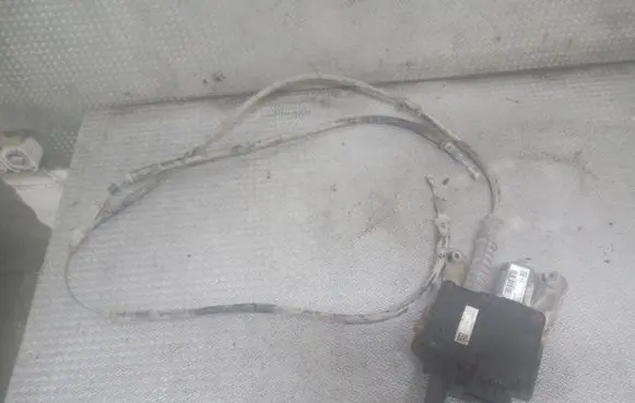 Opel Astra J Hand brake control module 13311218