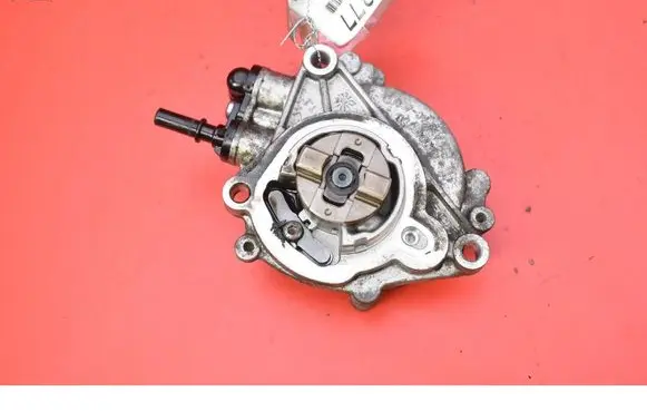 Audi 100 200 5000 C3 Vacuum pump 9812535980