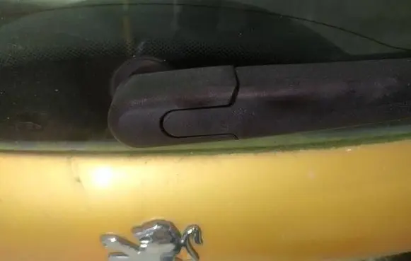 Peugeot 207 Rear window wiper motor 