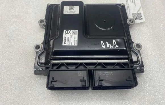 Volvo V40 Engine control unit/module 31452623