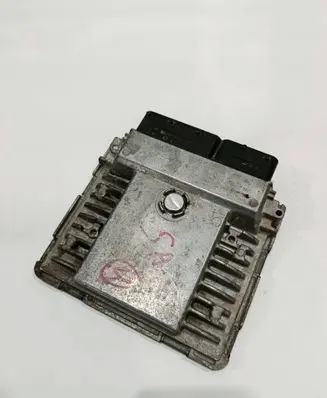 Volkswagen Polo V 6R Engine control unit/module 03F906070BQ 5WP44636 03F906070D