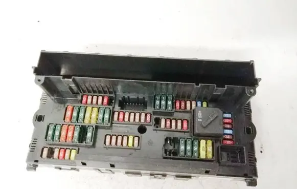 BMW 5 GT F07 Fuse box set 921086101 9210861-01