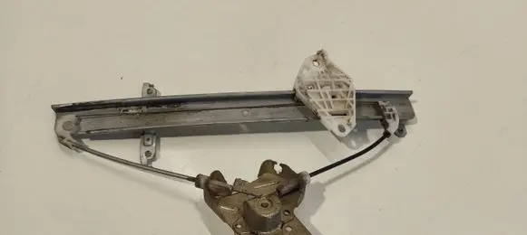 Rear door manual window regulator