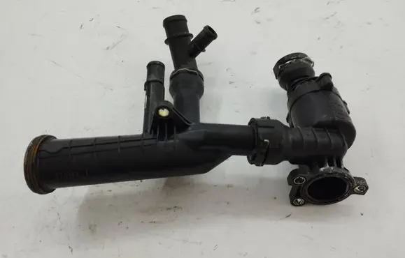 Audi Q5 SQ5 Engine coolant pipe/hose 04l121111 04l121026