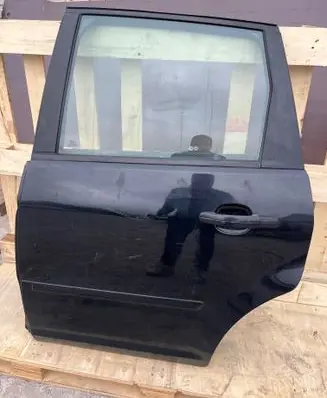 Ford Focus C-MAX Rear door